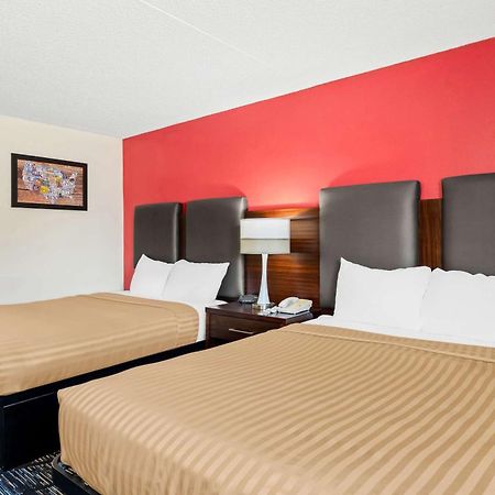 Econo Lodge Emporia Luaran gambar