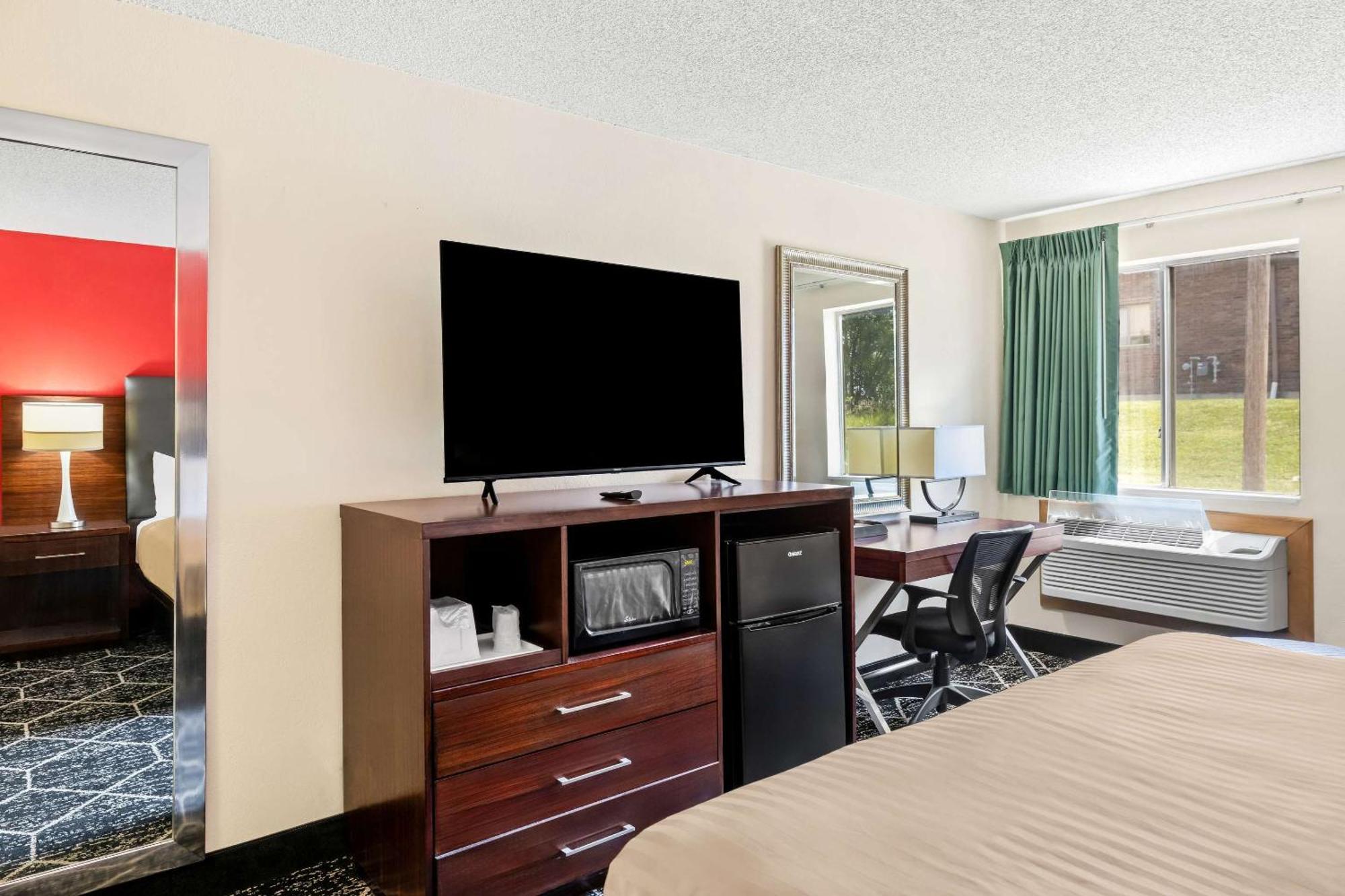 Econo Lodge Emporia Luaran gambar