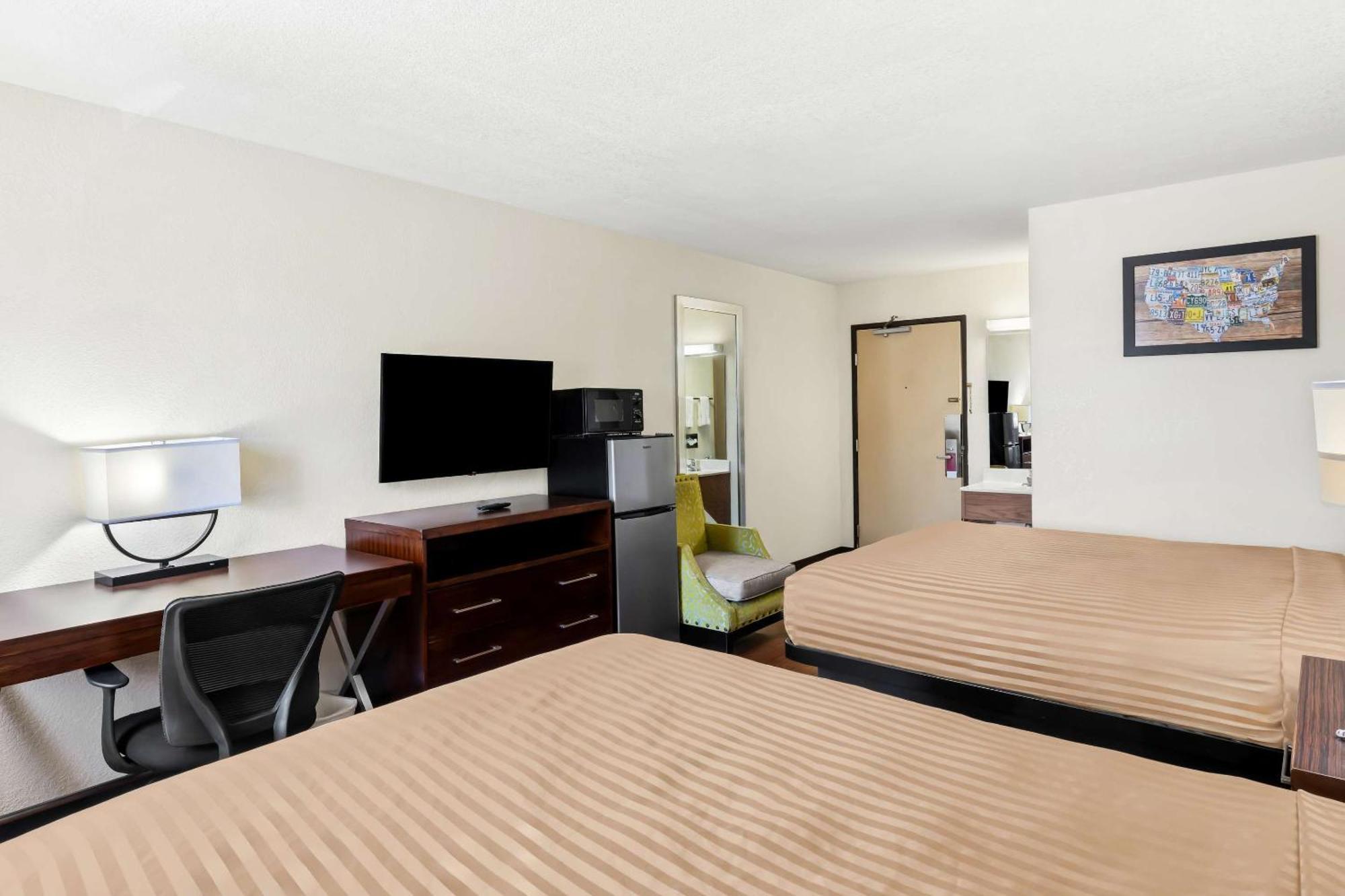 Econo Lodge Emporia Luaran gambar